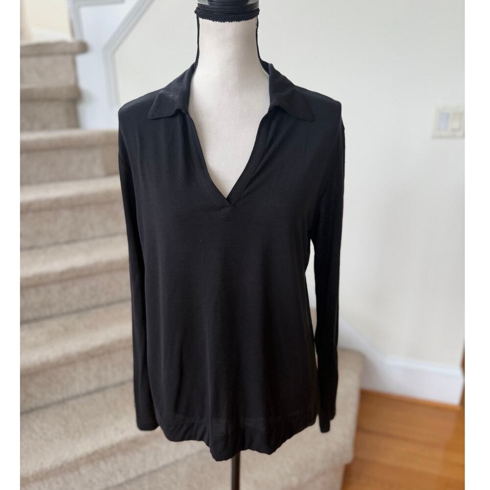 Emanuel Ungaro Black Nubby Texture Lightweight V-Neck Collared Long Sleeve